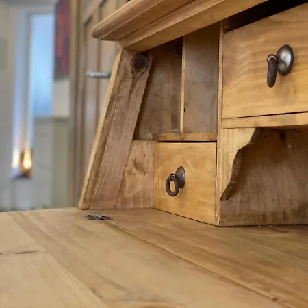 Apartment Stilvolles Dachgeschoss Mit Einzigartigem Charme Stuttgart